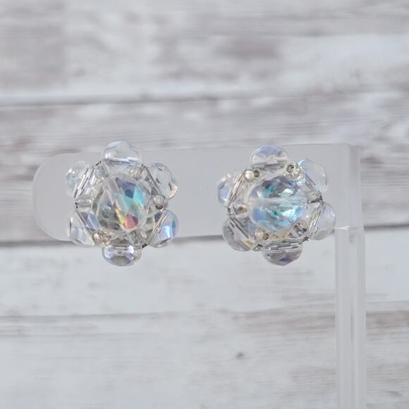 Vintage Clip On Earrings 7/8" Clear with Iridescent Finish - Picture 1 of 5